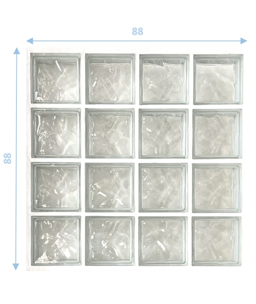 photo d'un panneau préfabriqué composé de 16 briques de verre