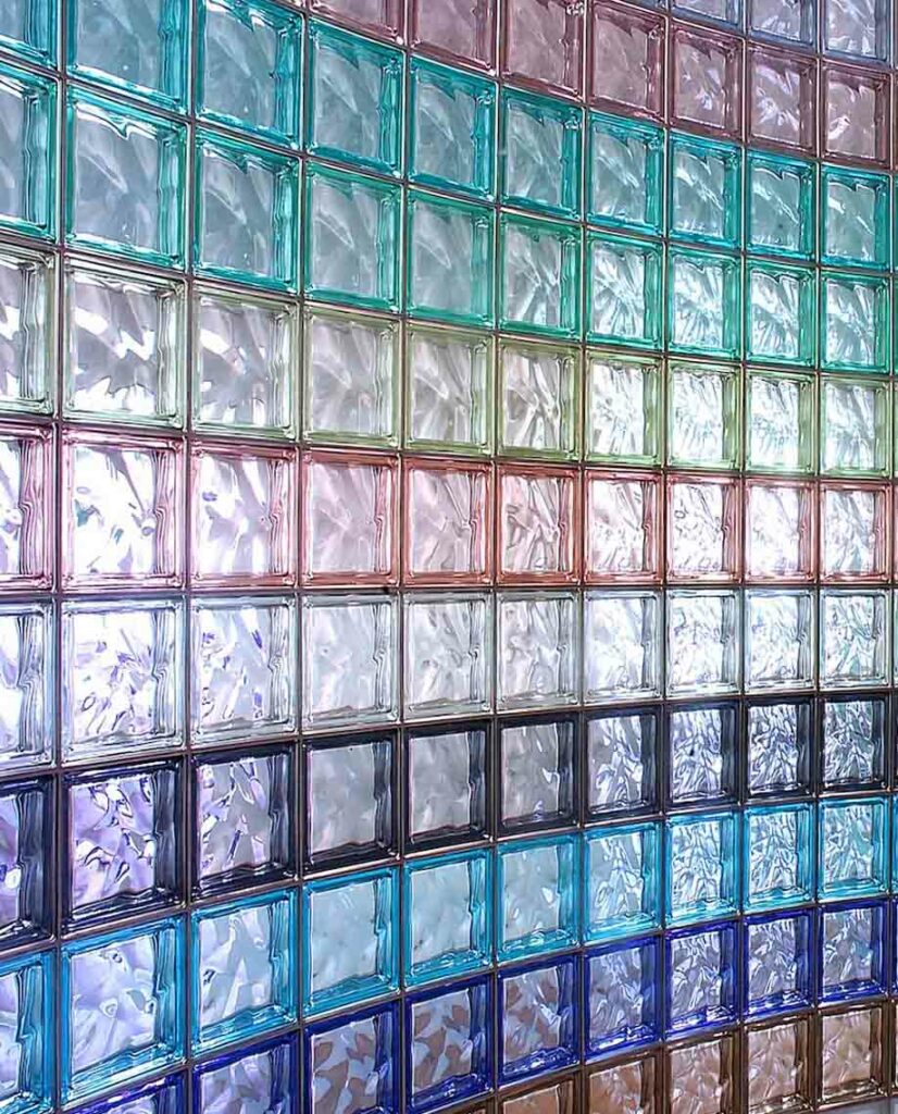 mur en verre de couleur