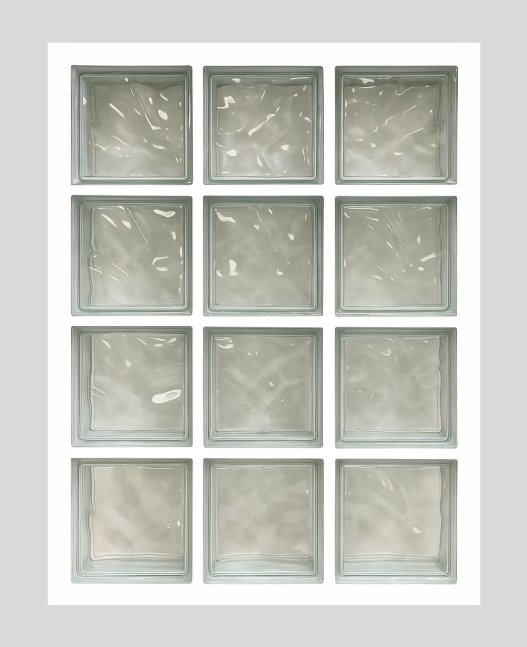 image d'un panneau comportant 12 briques de verre assemblés au mortier avec un motif nuage ondulé