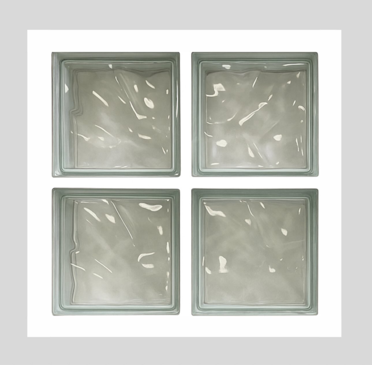 image d'un panneau comportant 4 briques de verre assemblés au mortier avec un motif nuage ondulé